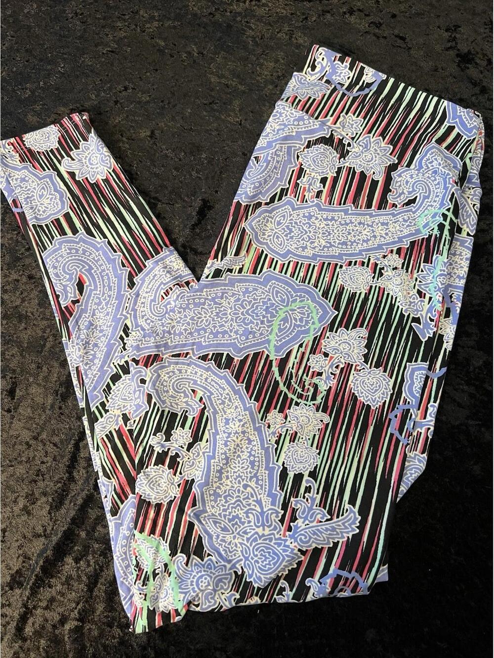 LuLaRoe Leggings Tall & Curvy TC Periwinkle Medallions Teal Pink High Rise NWOT